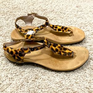 Vionic sandals, size 8